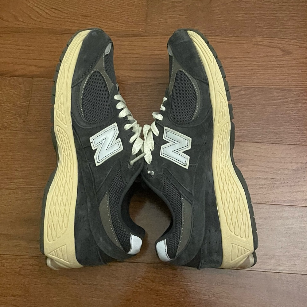 New Balance 2002r Phantom Grey